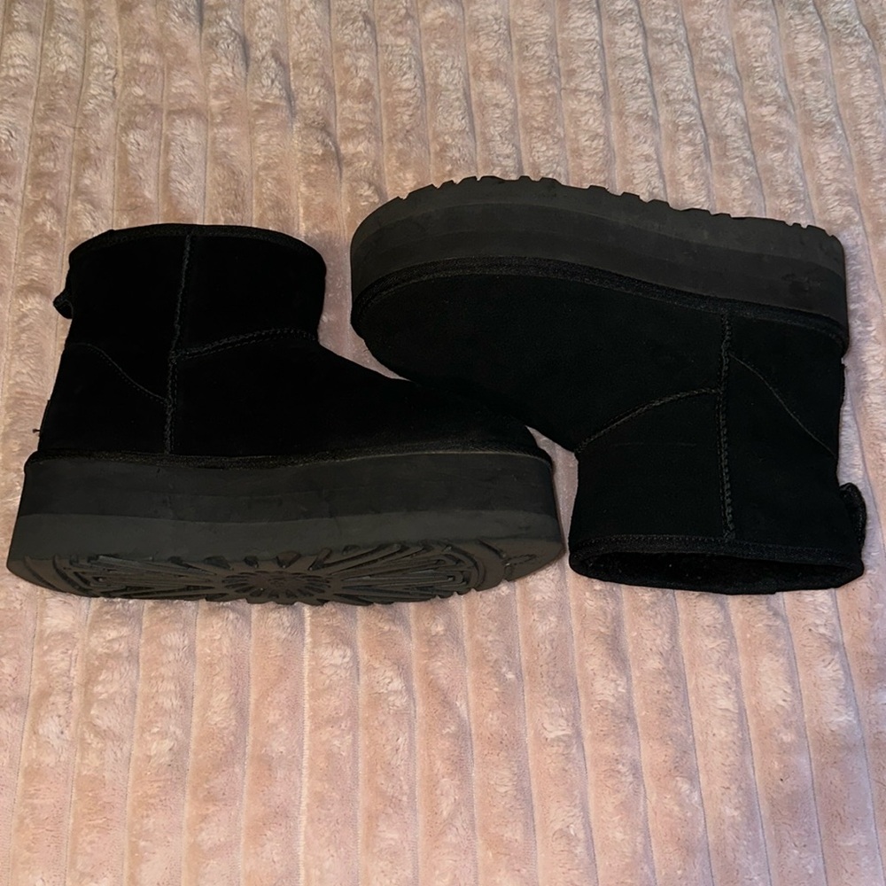 Ugg platform minis
